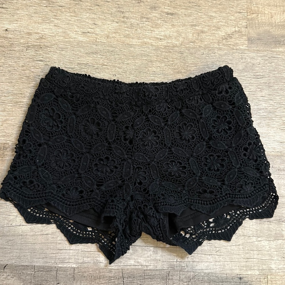 Black Lace Aeropostale shorts Size: Small
